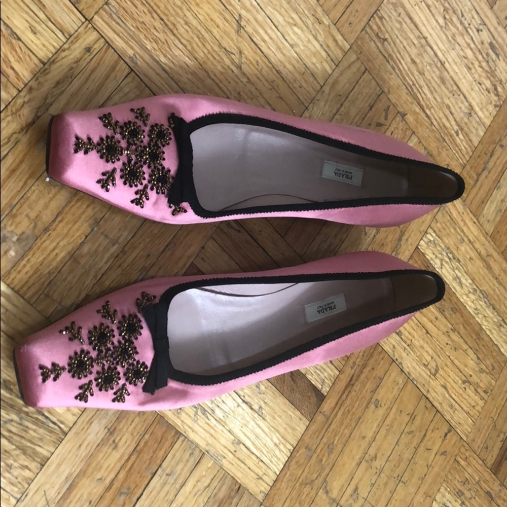 Vintage Prada kitten heels